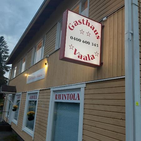 Gasthaus Vaala Oy Aparthotel ภายนอก รูปภาพ